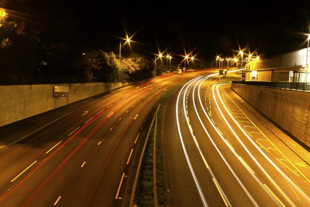 road, lights, night-283436.jpg